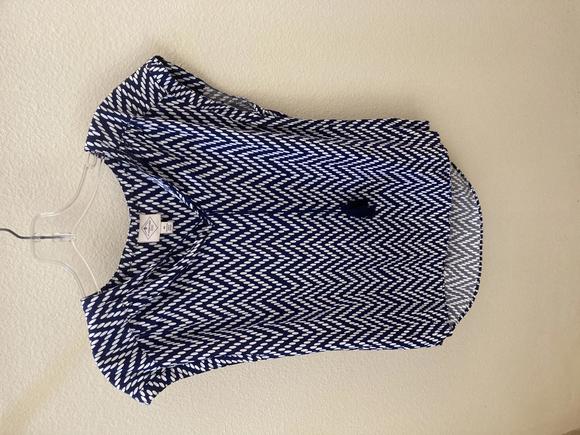 St. John's Bay Blue White Summer Blouse - Picture 1 of 3